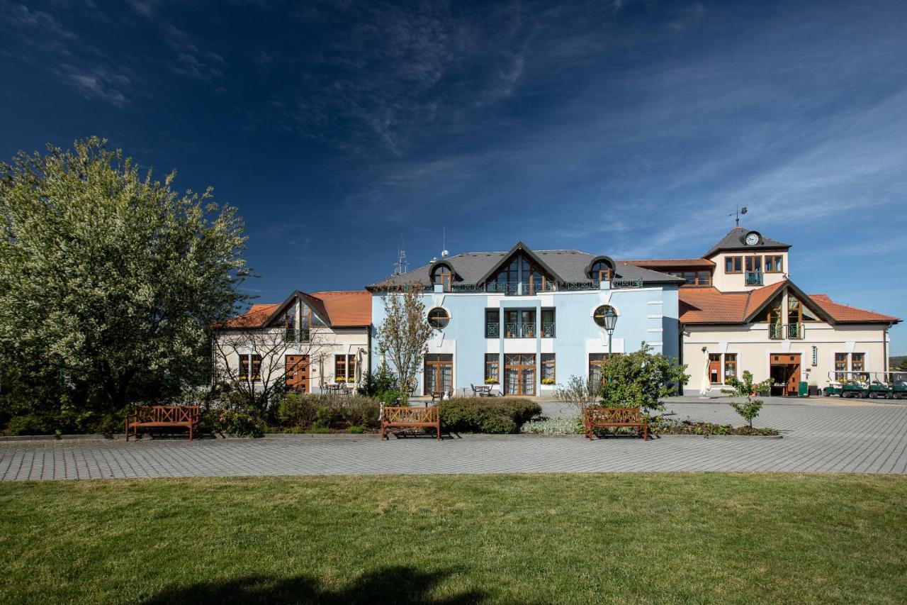 Darovansky Dvur - Wellness & Golf Hotel Brasy Екстер'єр фото