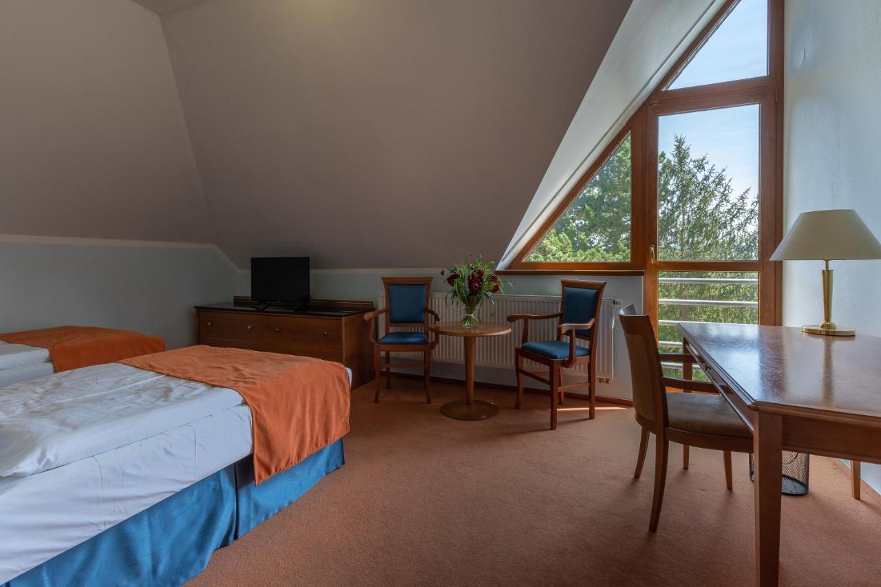 Darovansky Dvur - Wellness & Golf Hotel Brasy Екстер'єр фото