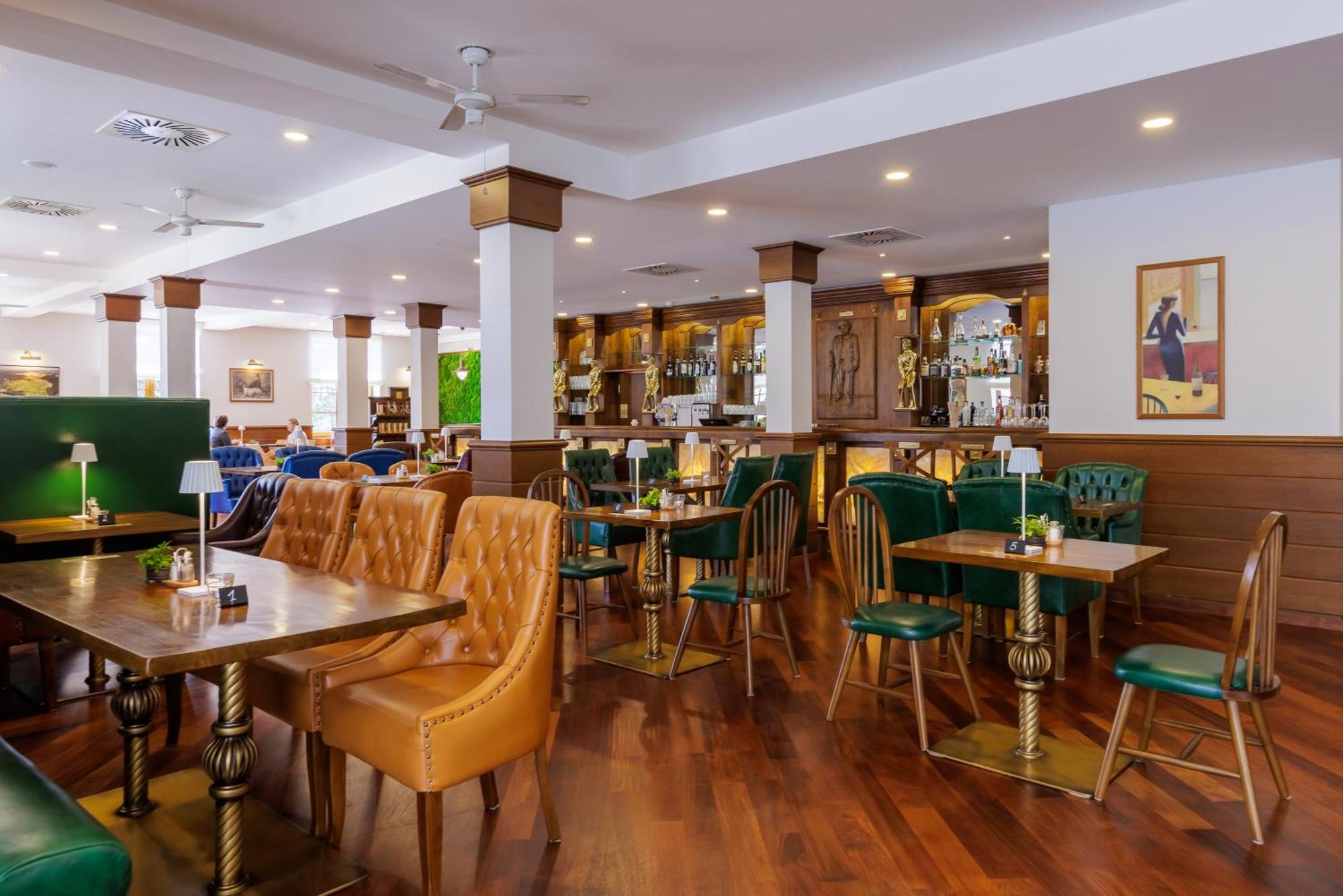 Darovansky Dvur - Wellness & Golf Hotel Brasy Екстер'єр фото