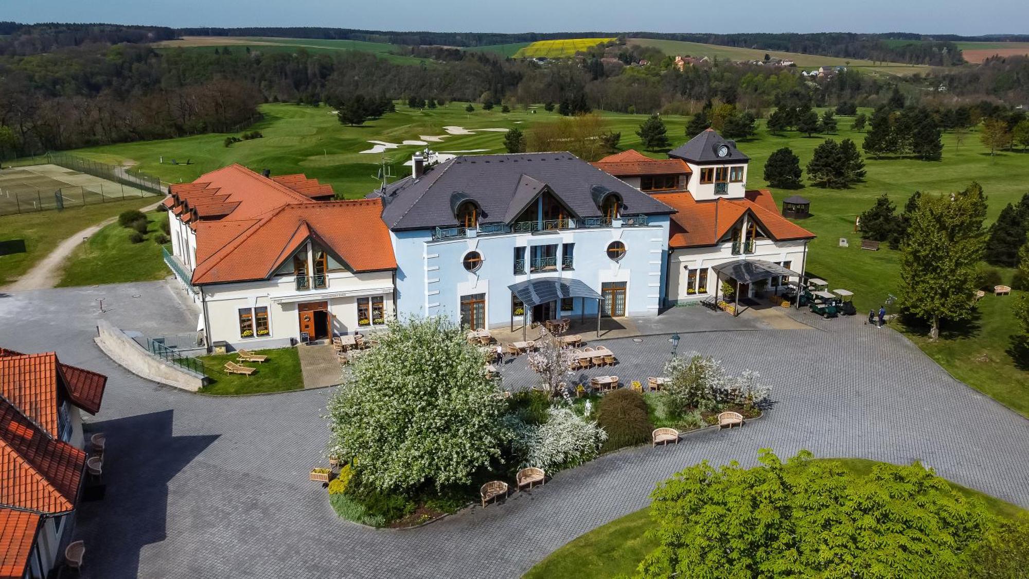 Darovansky Dvur - Wellness & Golf Hotel Brasy Екстер'єр фото